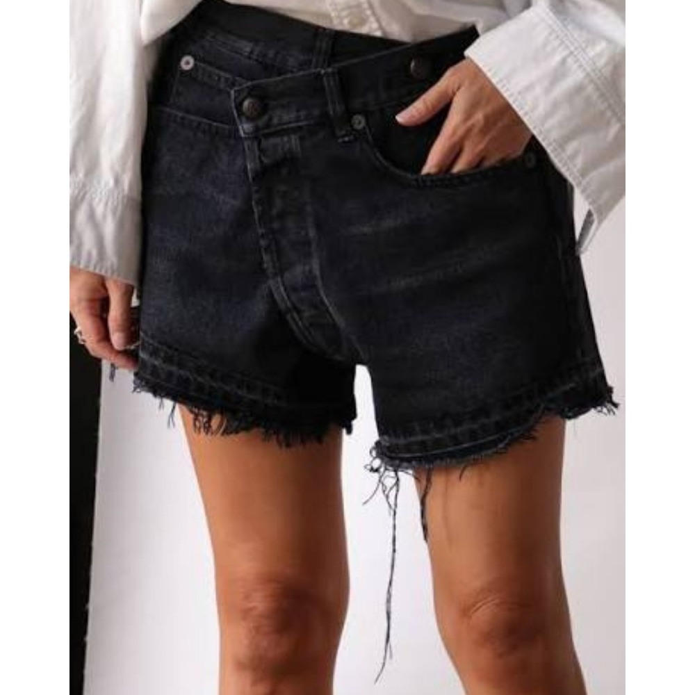R13 Cross Over Short sz 28 Jake Black Asymmetric Denim Frayed Hem R13W8055-394B